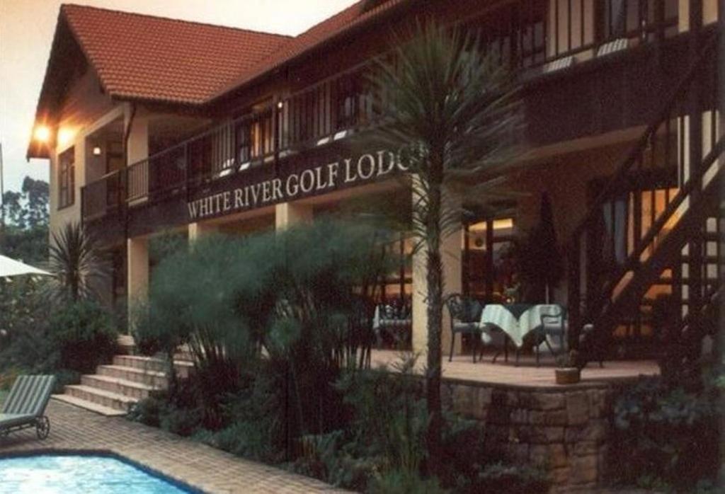 White River Golf Lodge Bagian luar foto