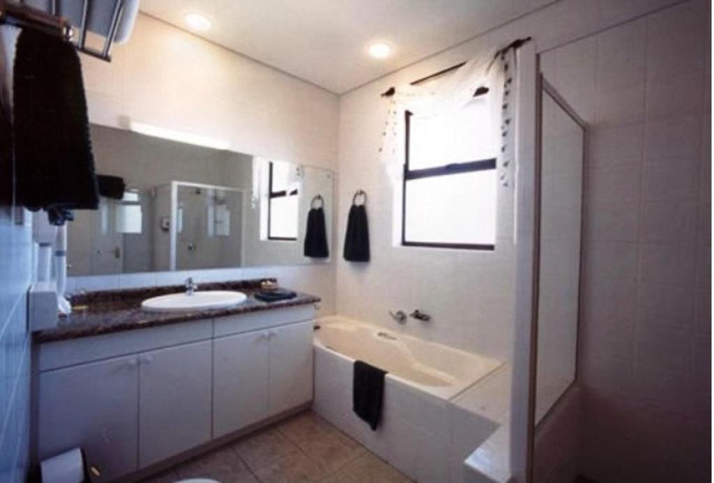 White River Golf Lodge Bagian luar foto