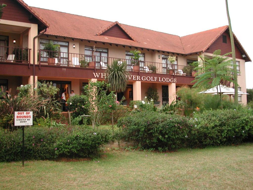 White River Golf Lodge Bagian luar foto